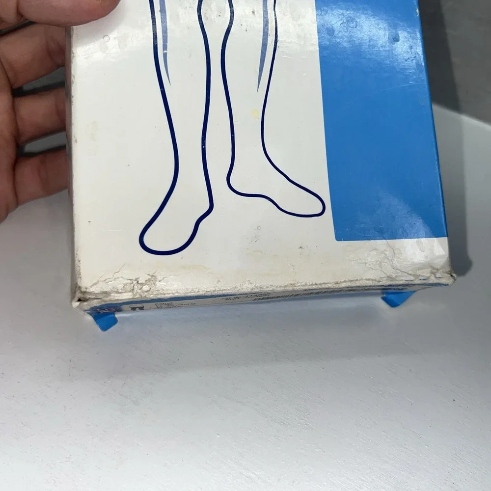 JOBST Relief Thigh High Closed Toe  Silicone Dot Band 15-20mmHg (Beige) X-Large